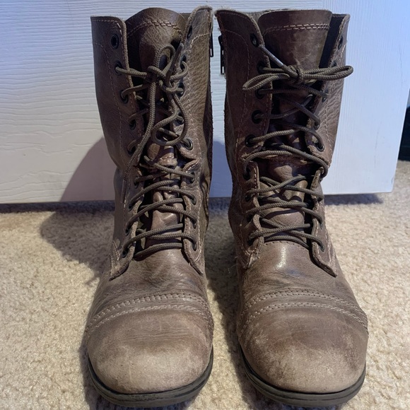 Grey leather combat boots - Picture 2 of 6
